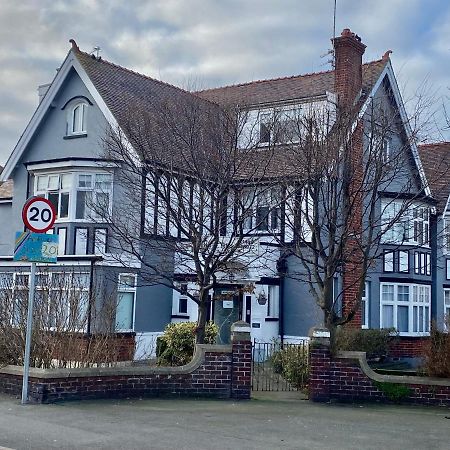 Buile Hill Holiday Flats Лландидно Экстерьер фото